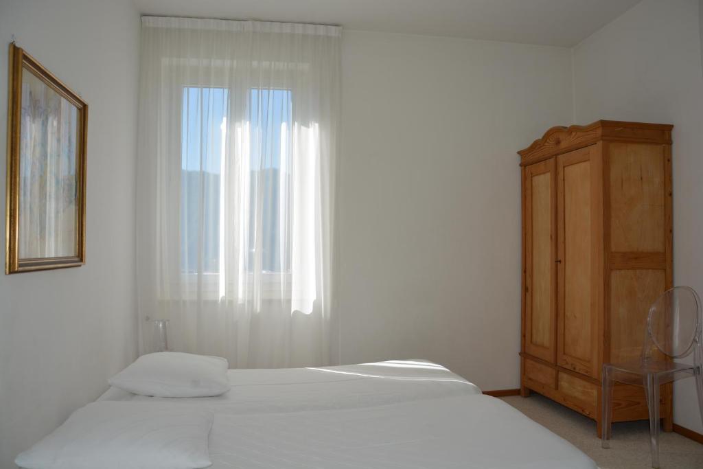 Hotel Villa Selva Лугано Номер фото