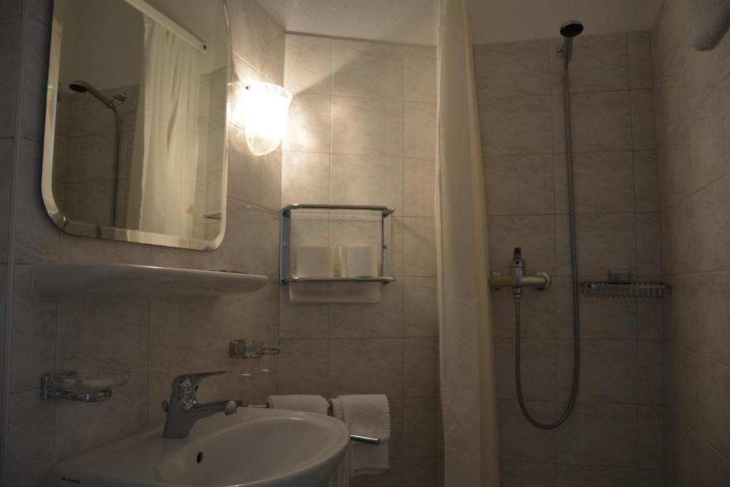 Hotel Villa Selva Лугано Экстерьер фото